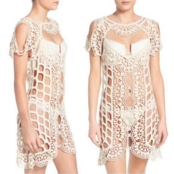 SALE For Love & Lemons Barcelona Crochet Cover-Up - Picture 6 of 8